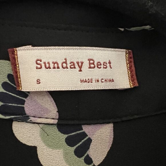 Aritzia Sunday Best Womens Size Small Black Floral Print Long Sleeve Button Down - Picture 9 of 15